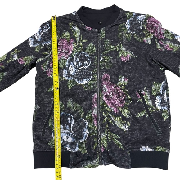 Lululemon Reversible Bomber Jacket - Picture 6 of 6